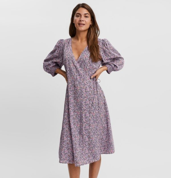 VERO MODA - Robe Hilly - coupe regular